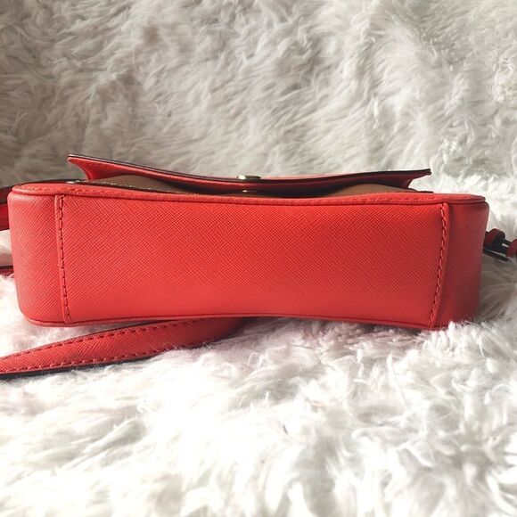 ‎MICHAEL Kors Greenwich Small Flap Crossbody Bag - Picture 5 of 8